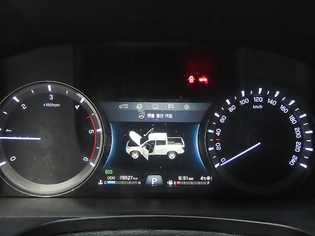 Ssangyong Rexton - Vista 11