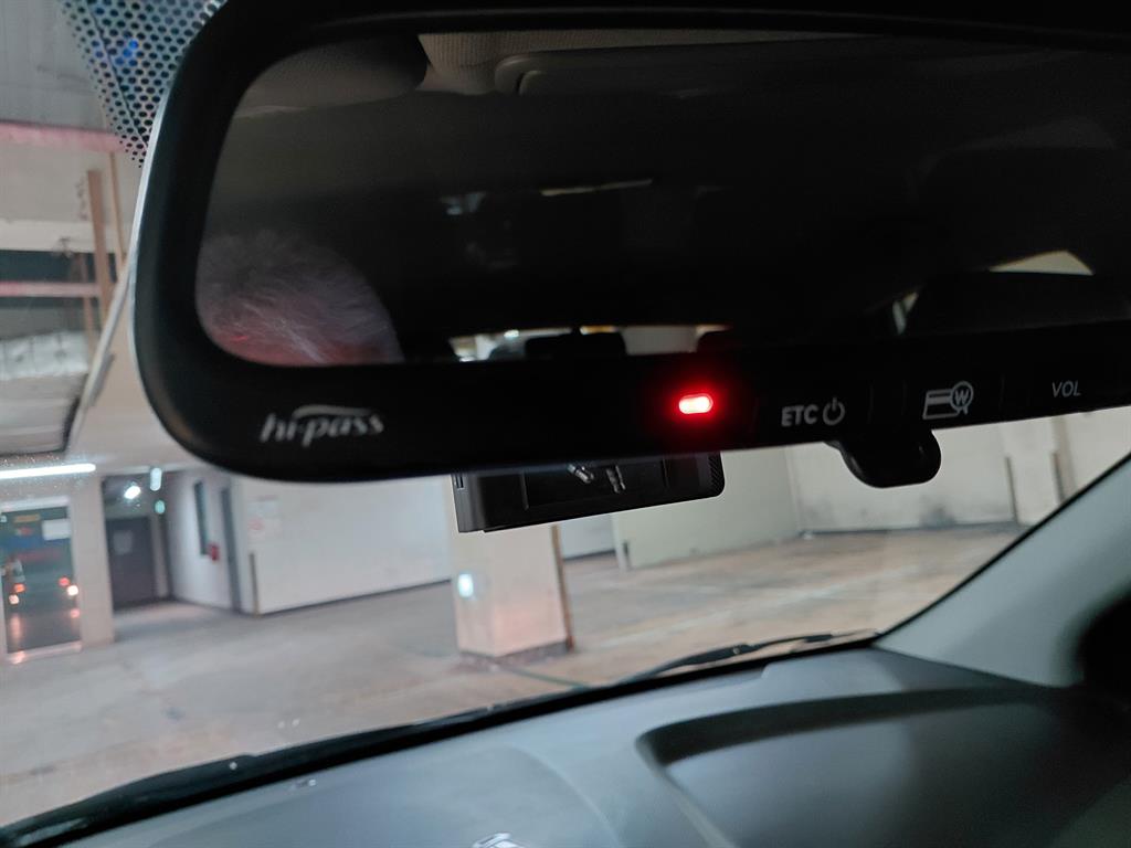 HYUNDAI Accent - Vista 8