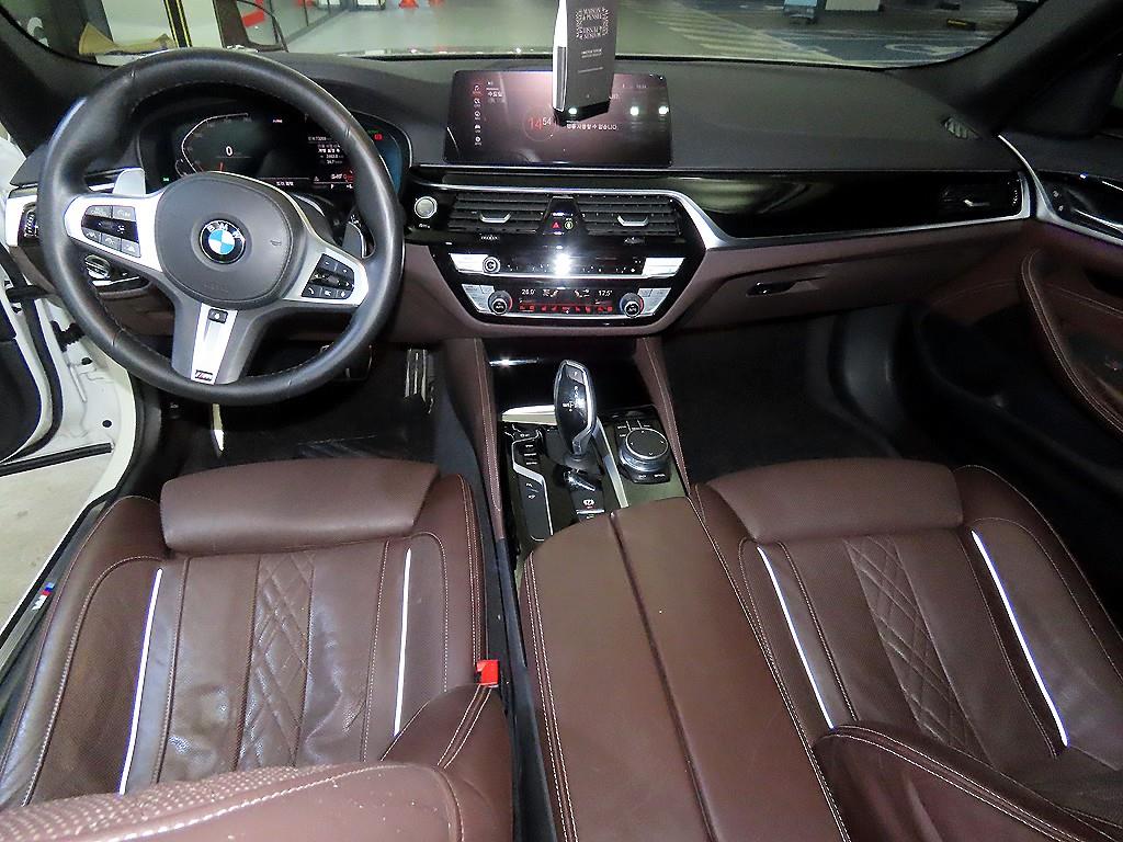 BMW 5 Series - Vista 10
