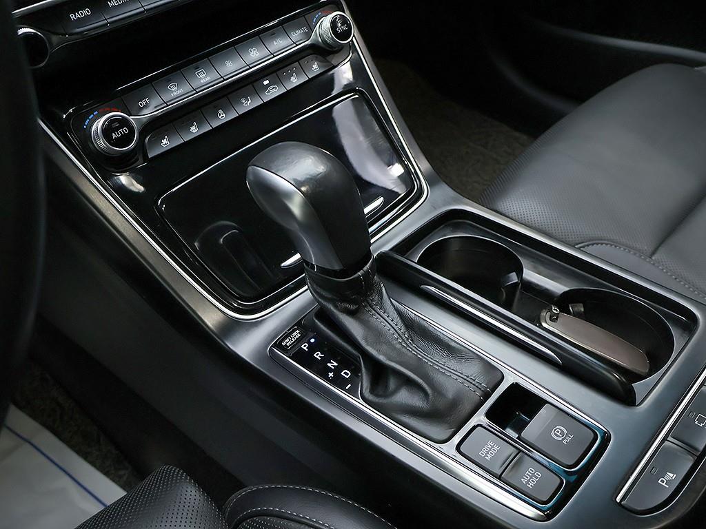 HYUNDAI Grandeur 2017 Negro - Importación desde Corea - HF Imports Iquique - Foto 10