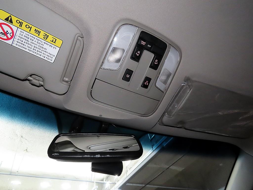 KIA Carnival 2015 Negro - Importación desde Corea - HF Imports Iquique - Foto 16