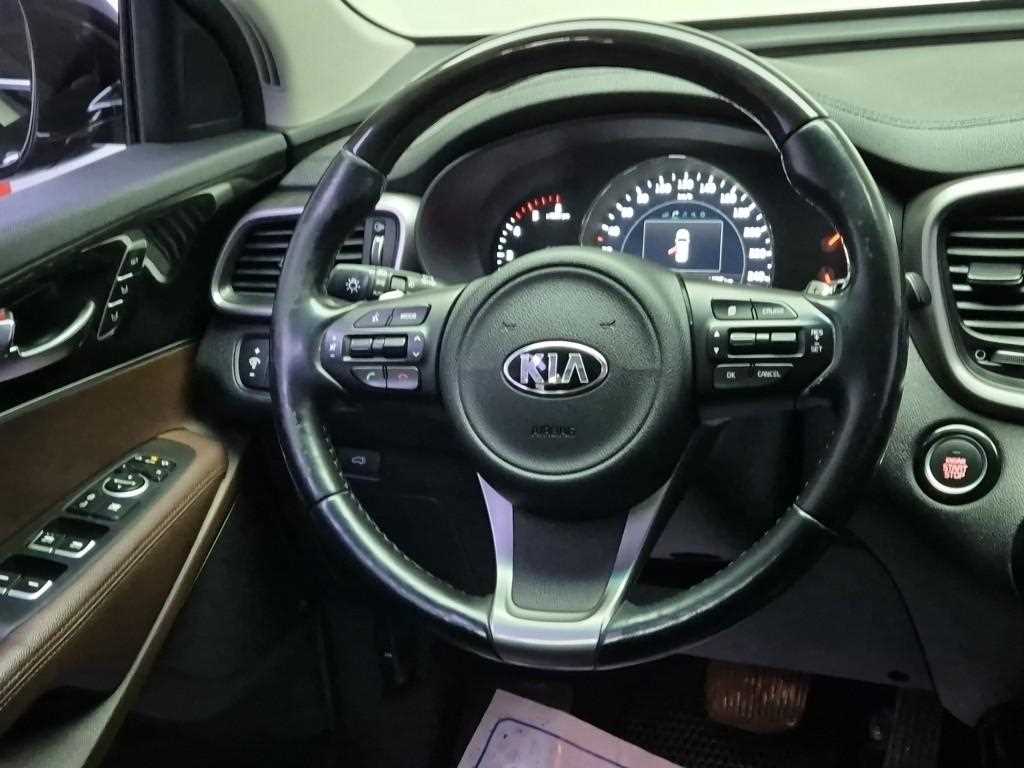 KIA Sorento - Vista 9