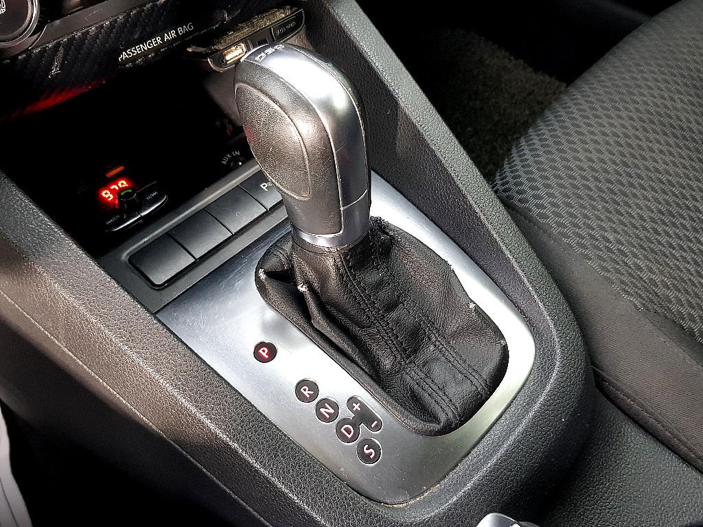 Volkswagen Jetta 2012 Blanco - Importación desde Corea - HF Imports Iquique - Foto 13