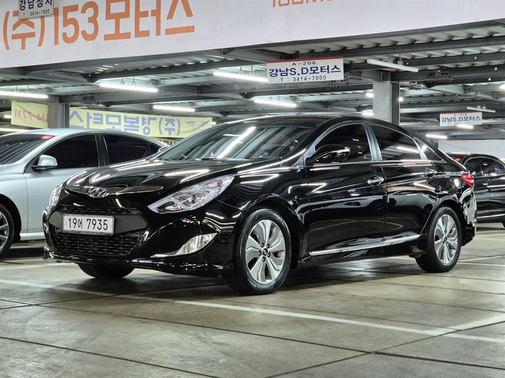 HYUNDAI Sonata - Vista 2