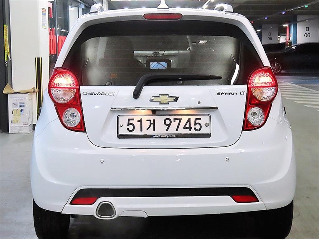 Chevrolet Spark - Vista 5