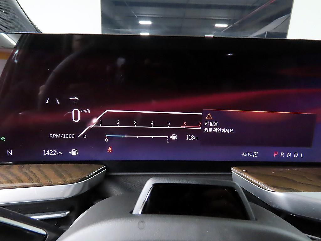 Cadillac Escalade - Vista 8