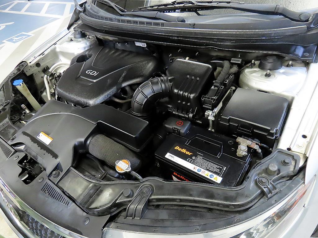 KIA Forte 2011 Plateado - Importación desde Corea - HF Imports Iquique - Foto 17