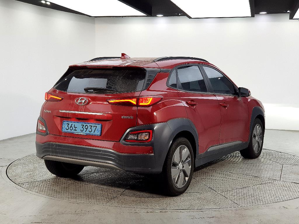 HYUNDAI Kona - Vista 4