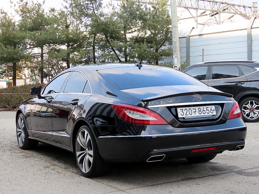 Mercedes Benz CLS Class - Vista 3