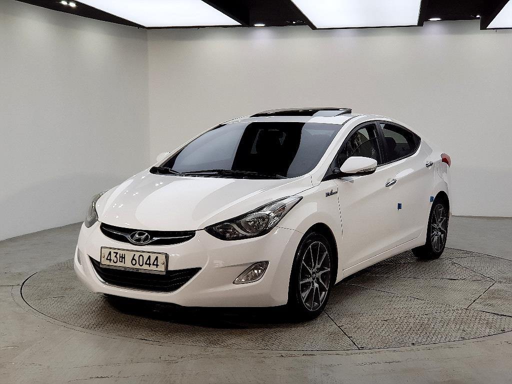 HYUNDAI Avante 2012 Blanco - Importación desde Corea - HF Imports Iquique - Foto 1