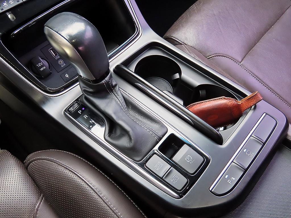 HYUNDAI Grandeur - Vista 11