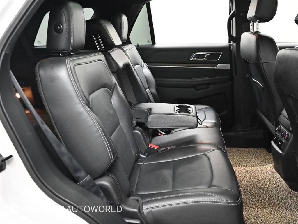 Ford Explorer - Vista 12