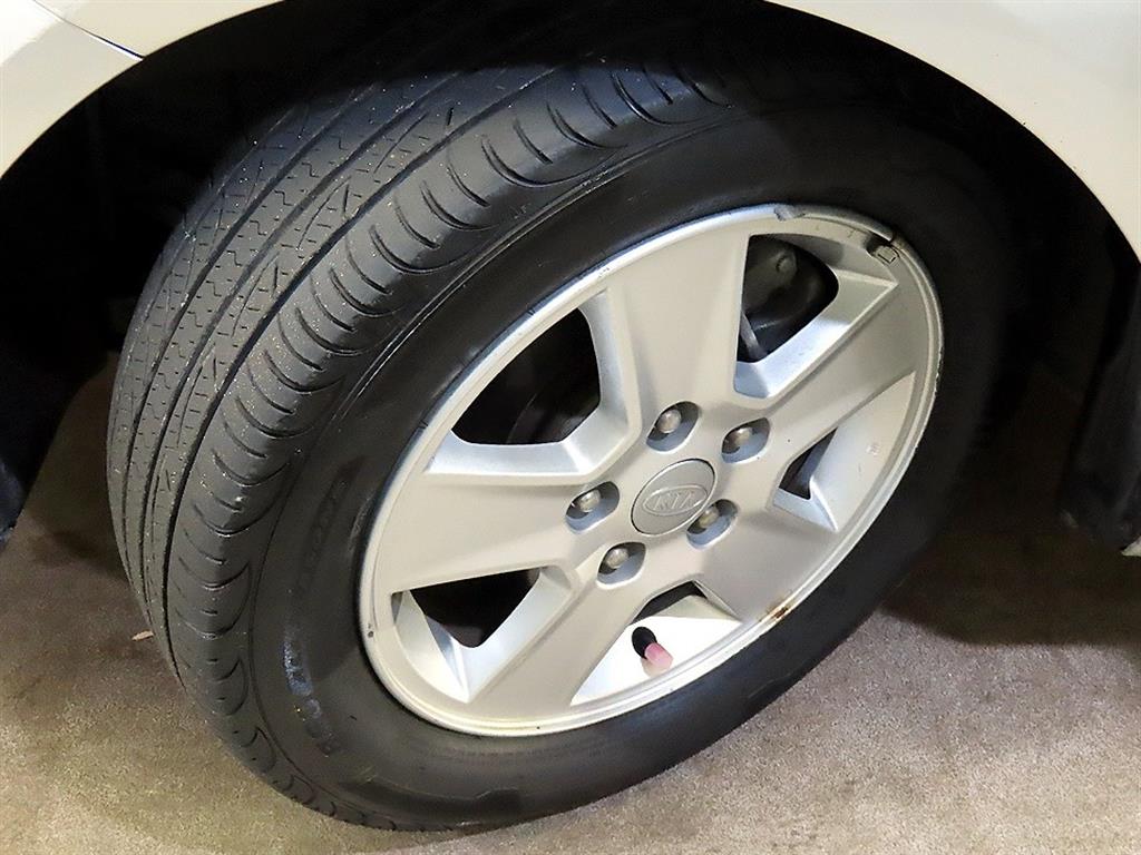 KIA Forte 2011 Plateado - Importación desde Corea - HF Imports Iquique - Foto 18