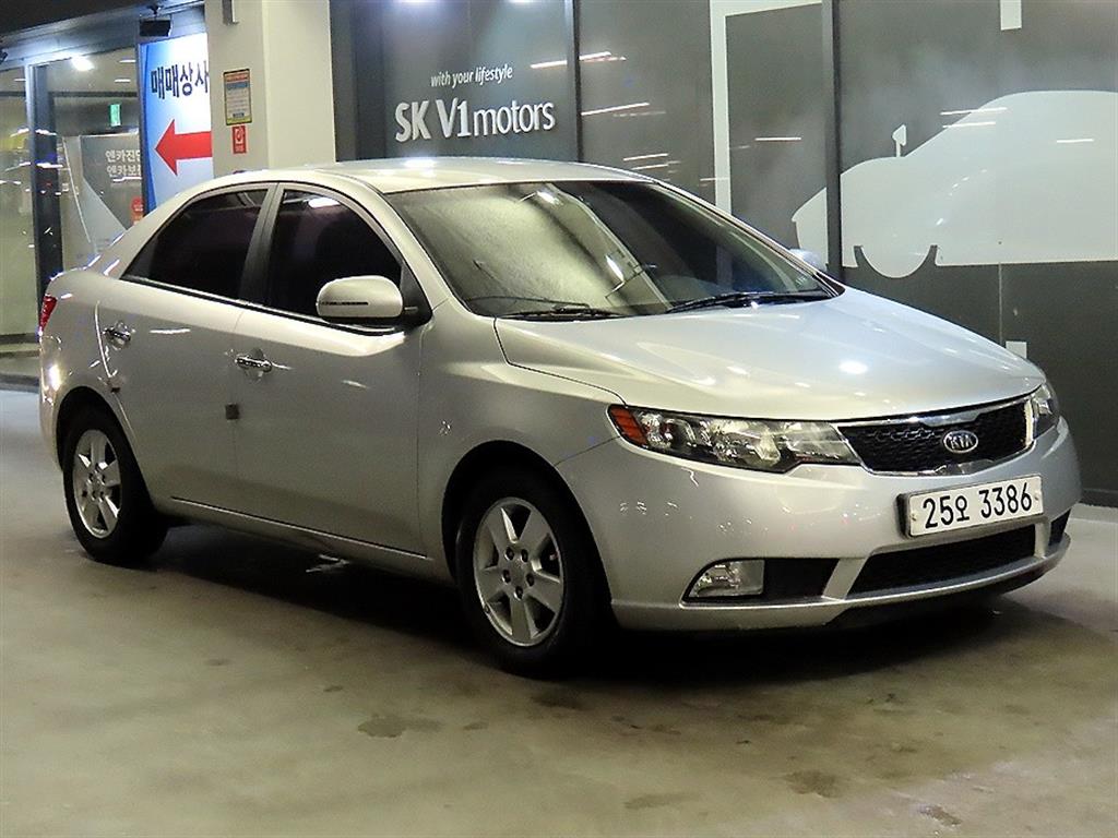 KIA Forte 2011 Plateado - Importación desde Corea - HF Imports Iquique - Foto 1