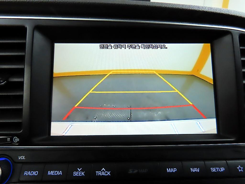 HYUNDAI Avante 2018 Blanco - Importación desde Corea - HF Imports Iquique - Foto 15