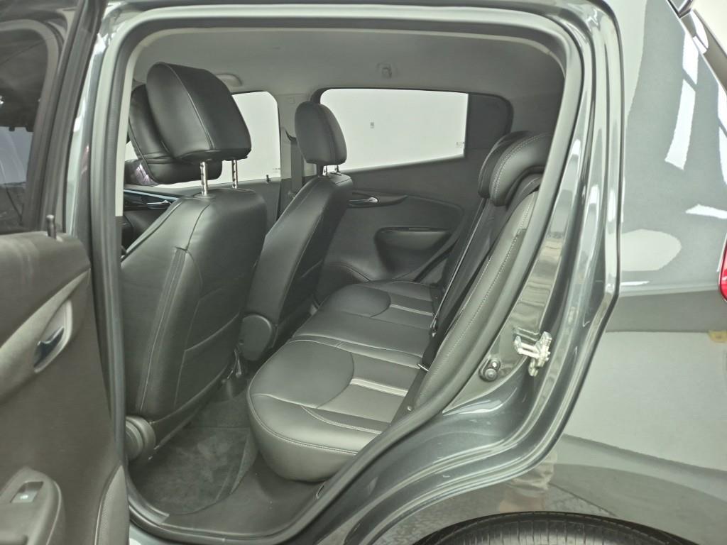 Chevrolet Spark - Vista 12