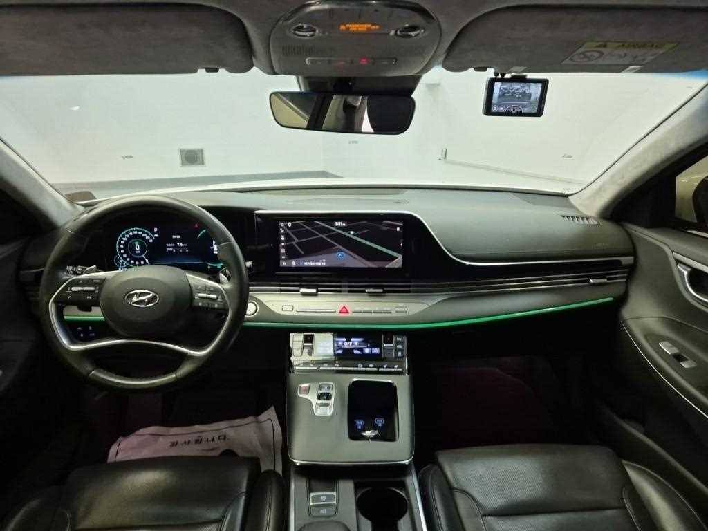 HYUNDAI Grandeur - Vista 7