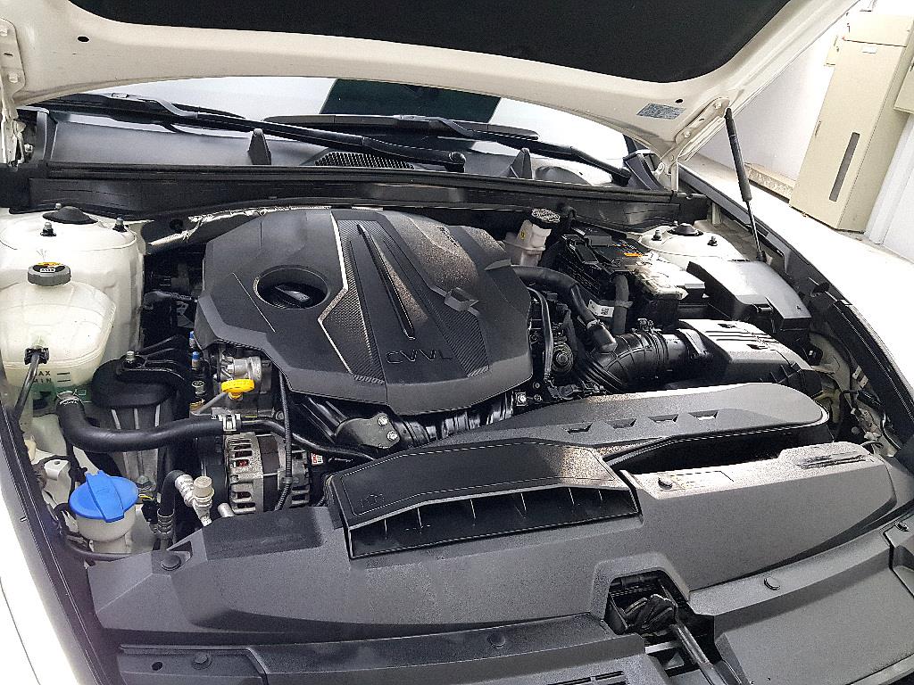 HYUNDAI Sonata - Vista 6