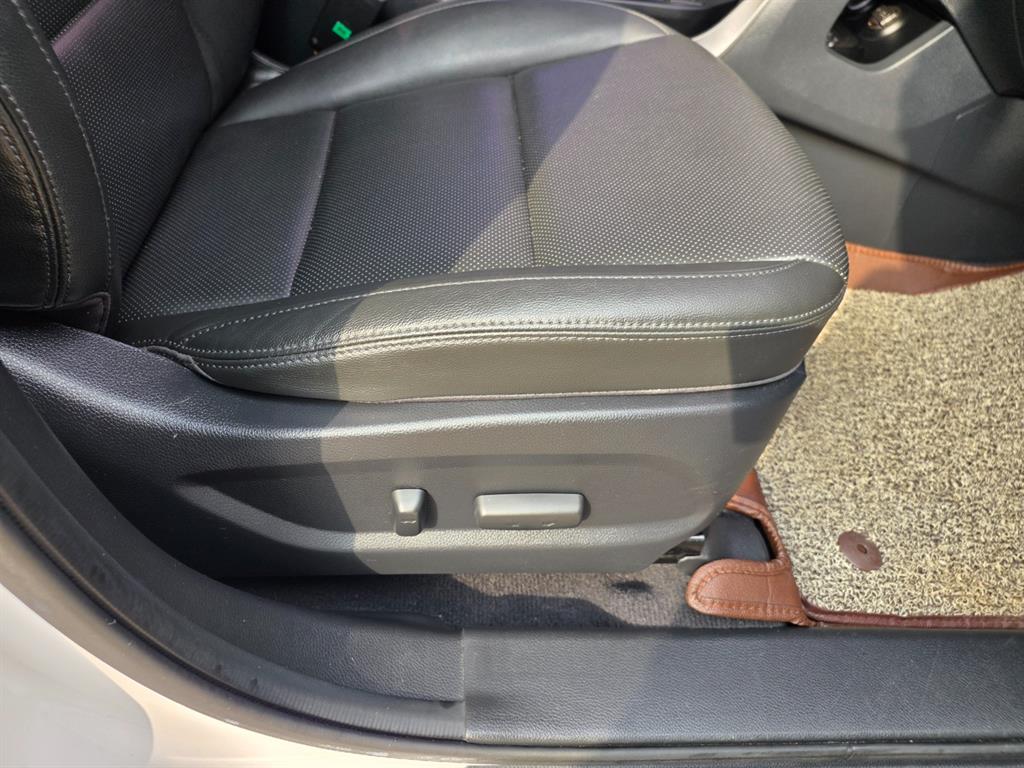 HYUNDAI Santa Fe 2016 Blanco - Importación desde Corea - HF Imports Iquique - Foto 17