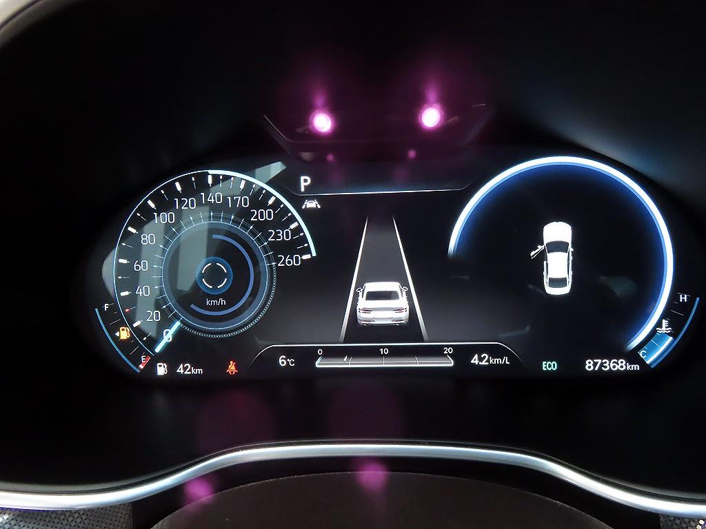 Genesis G80 - Vista 9