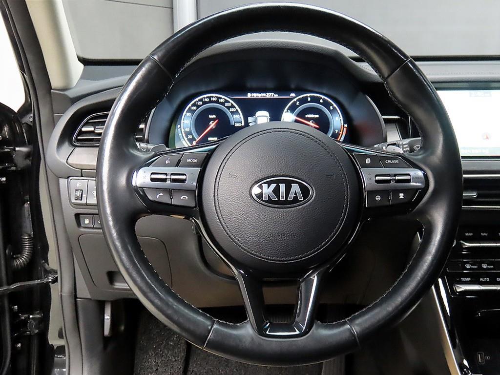KIA K7 - Vista 9
