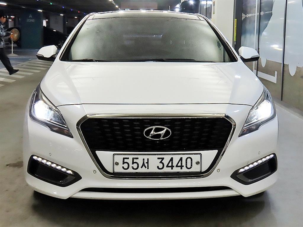 HYUNDAI Sonata - Vista 2