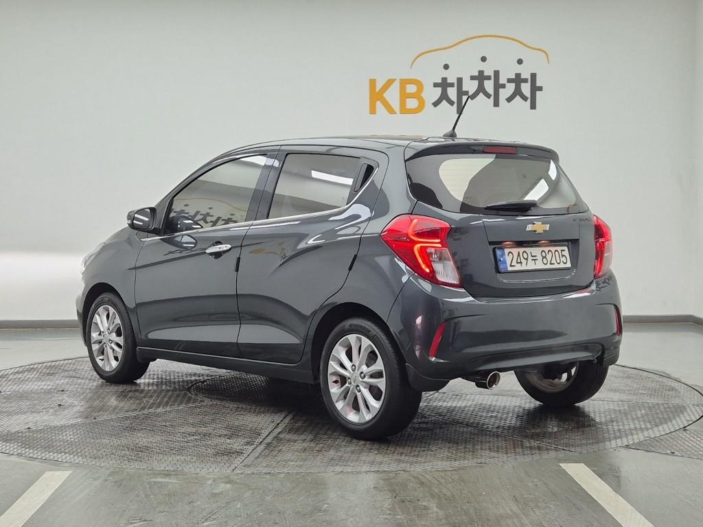 Chevrolet Spark - Vista 3