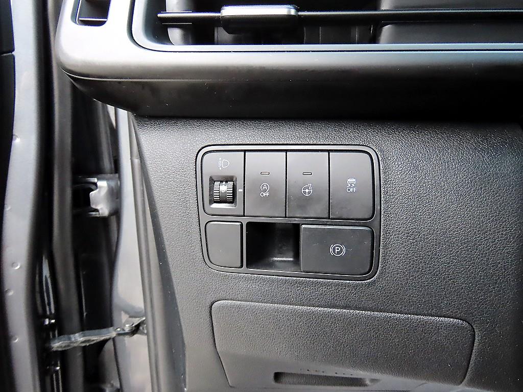 HYUNDAI Staria - Vista 12