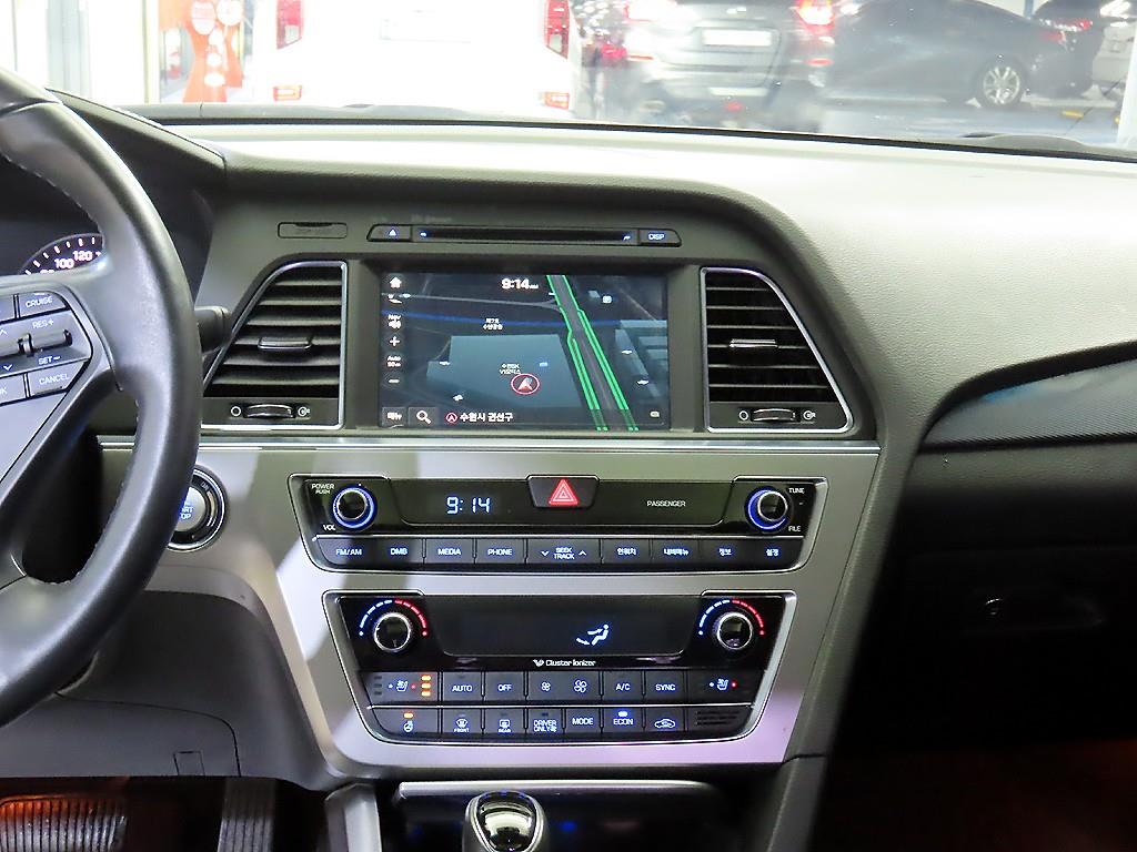 HYUNDAI Sonata - Vista 11