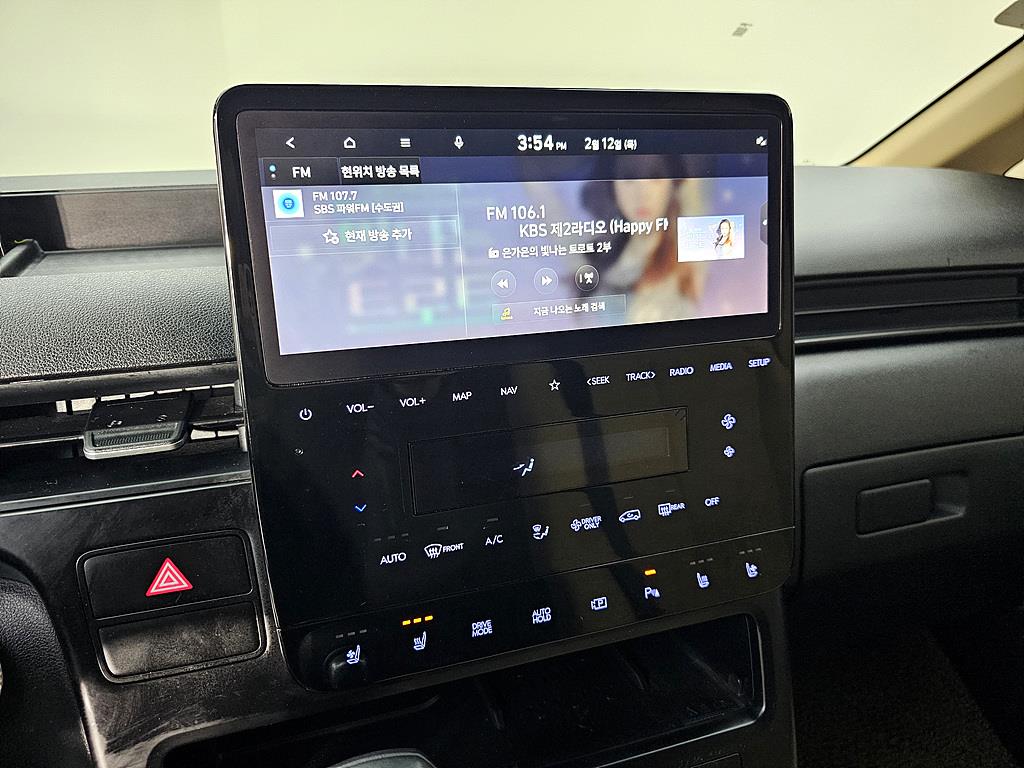 HYUNDAI Staria - Vista 10