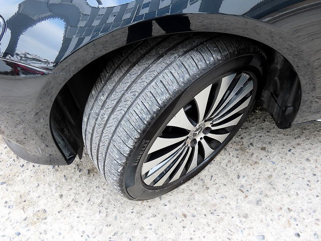 Mercedes Benz E class 2017 Negro - Importación desde Corea - HF Imports Iquique - Foto 20