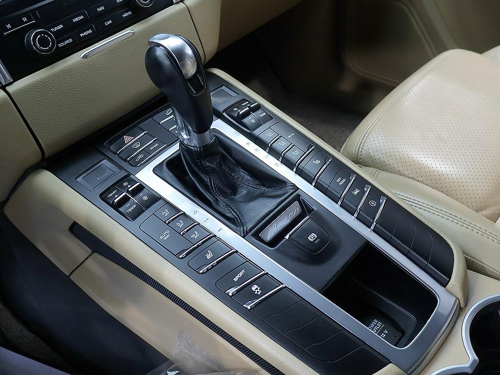 Porsche Macan 2017 Negro - Importación desde Corea - HF Imports Iquique - Foto 10