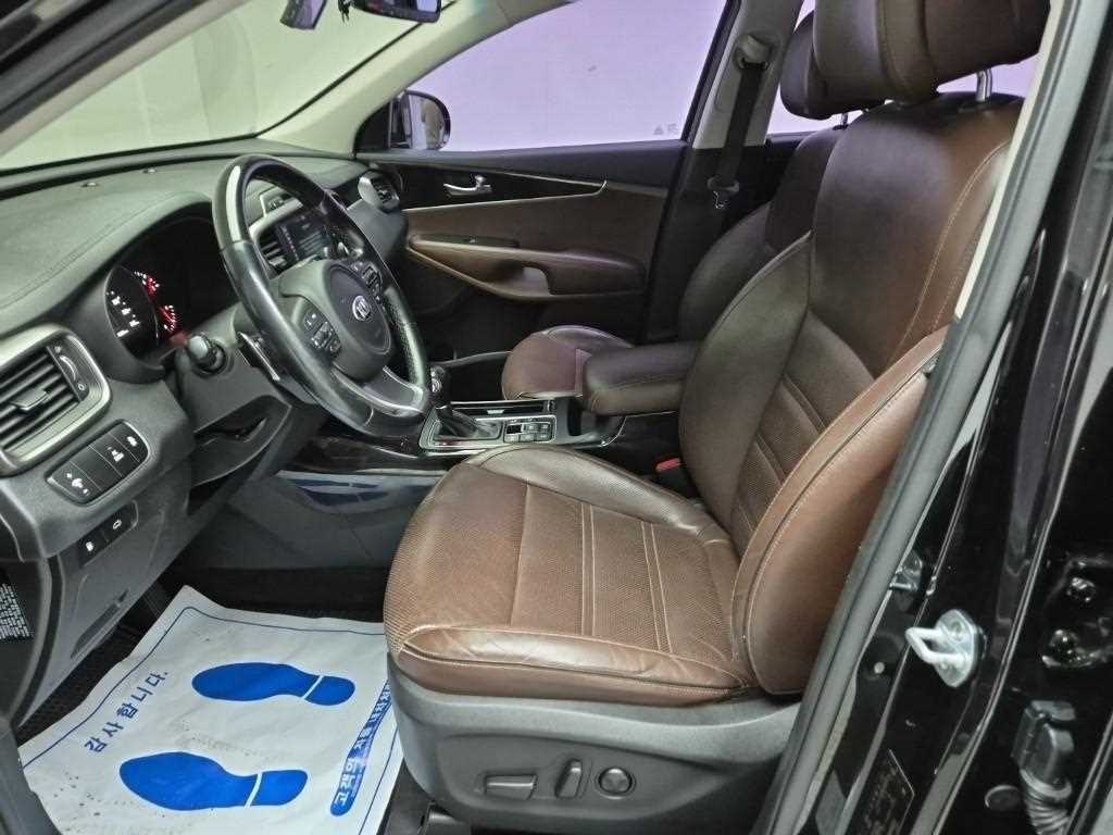 KIA Sorento - Vista 11