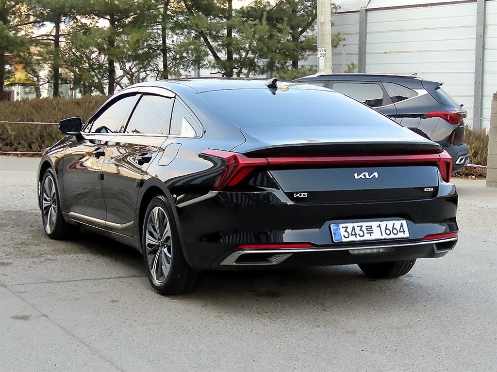 KIA K8 - Vista 3