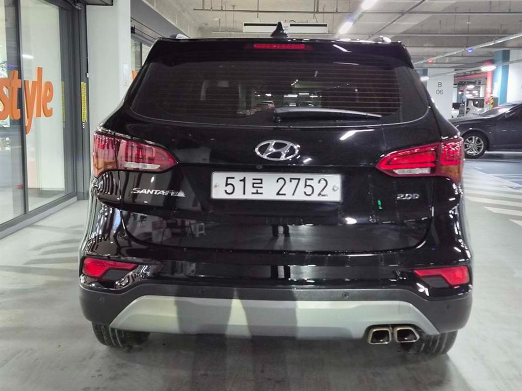 HYUNDAI Santa Fe - Vista 5