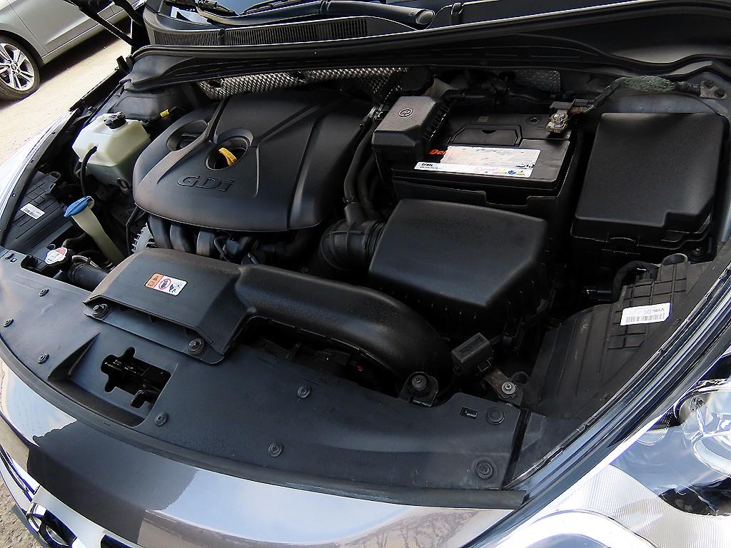 HYUNDAI i40 2012 Gris - Importación desde Corea - HF Imports Iquique - Foto 19