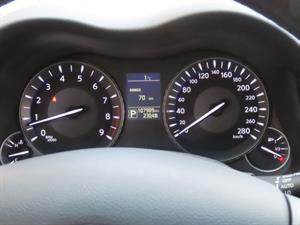 Infiniti Q - Vista 10