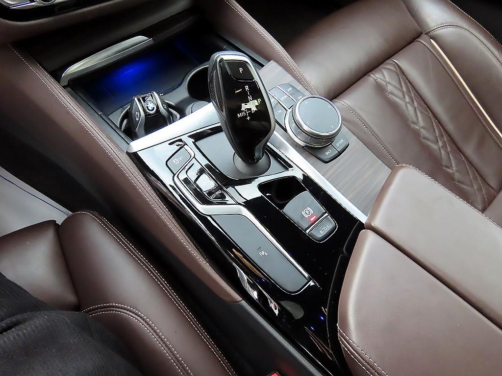 BMW 5 Series - Vista 11