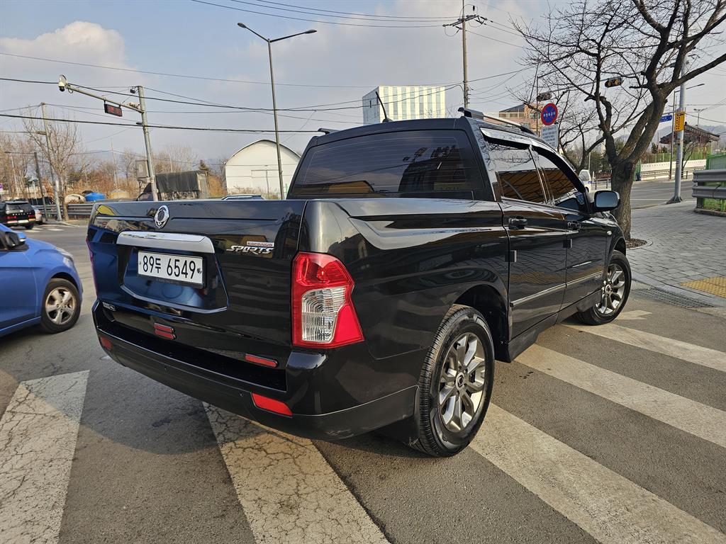 Ssangyong Korando - Vista 6