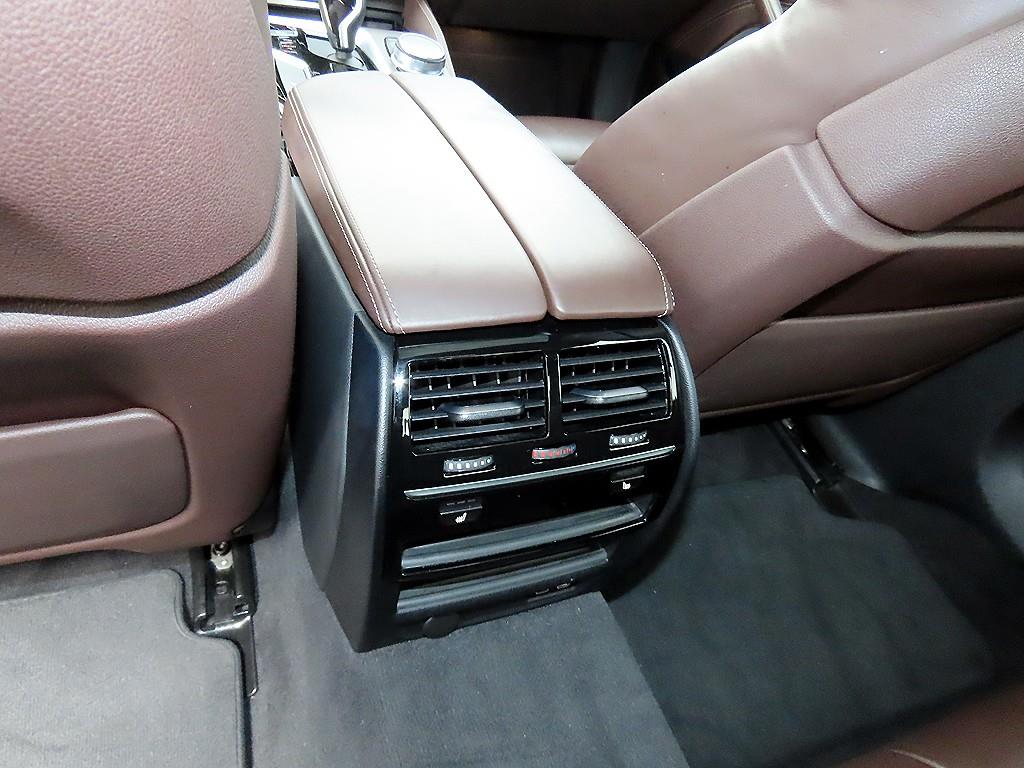 BMW 5 Series 2020 Gris - Importación desde Corea - HF Imports Iquique - Foto 16