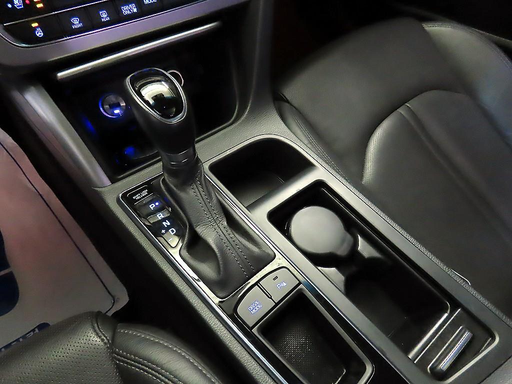 HYUNDAI Sonata - Vista 12