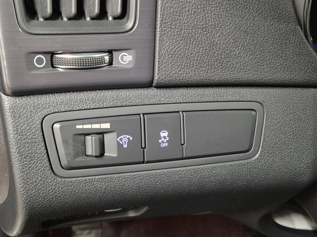 HYUNDAI Sonata - Vista 11