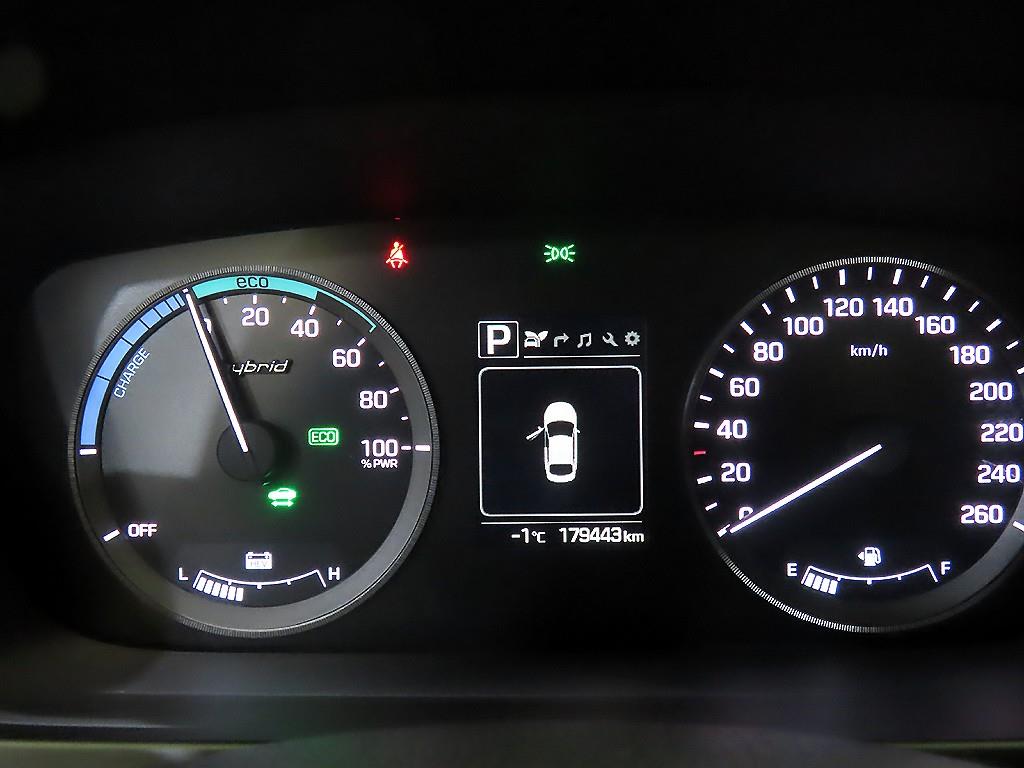 HYUNDAI Sonata - Vista 9