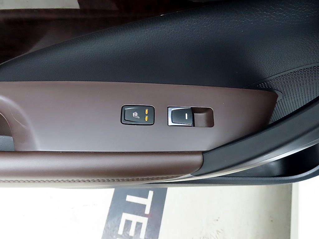 HYUNDAI Grandeur - Vista 12