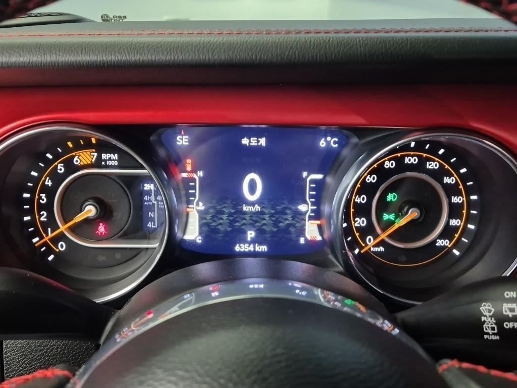 Jeep Wrangler - Vista 6