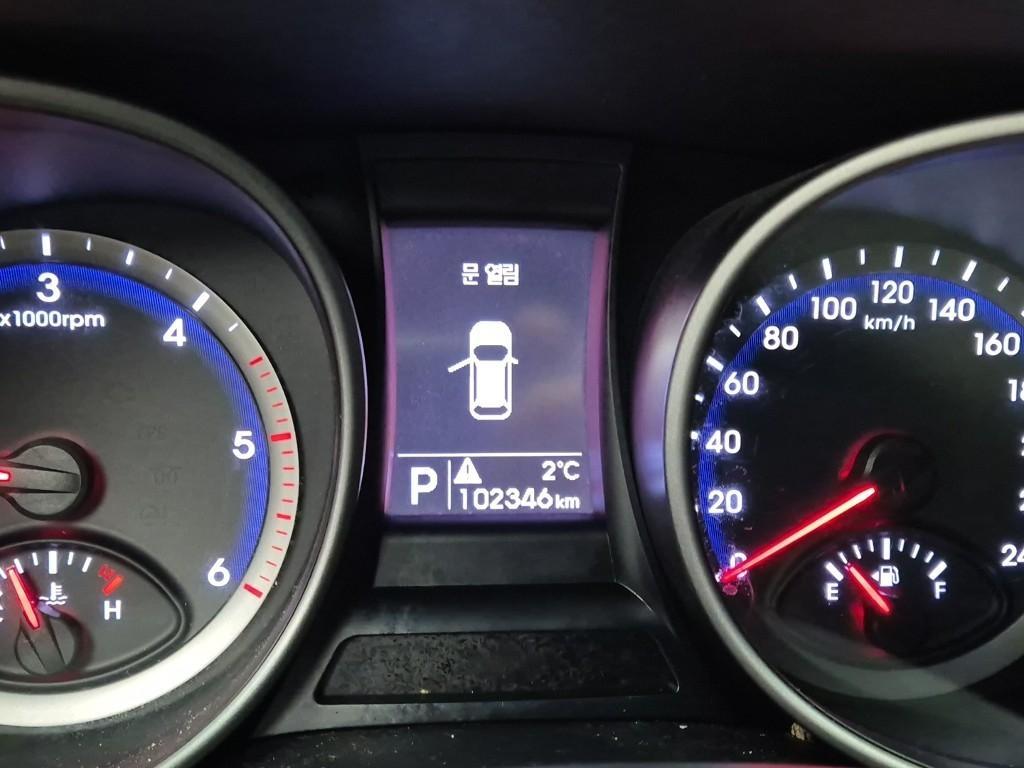 HYUNDAI Santa Fe - Vista 6