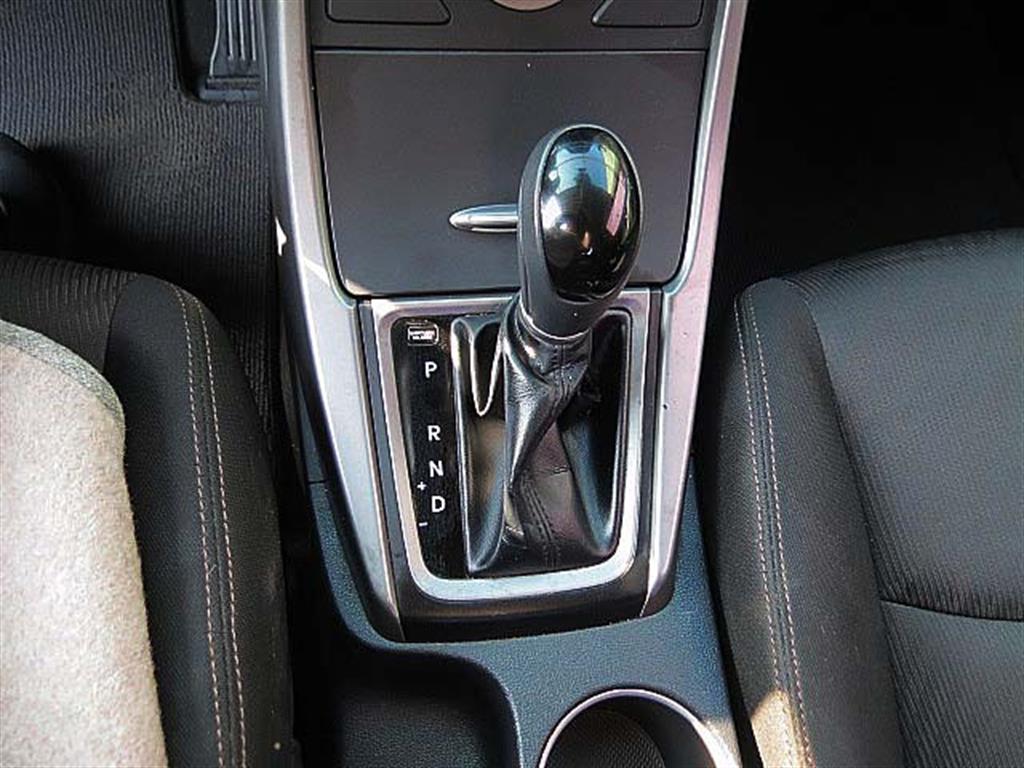 HYUNDAI Avante 2015 Gris - Importación desde Corea - HF Imports Iquique - Foto 11