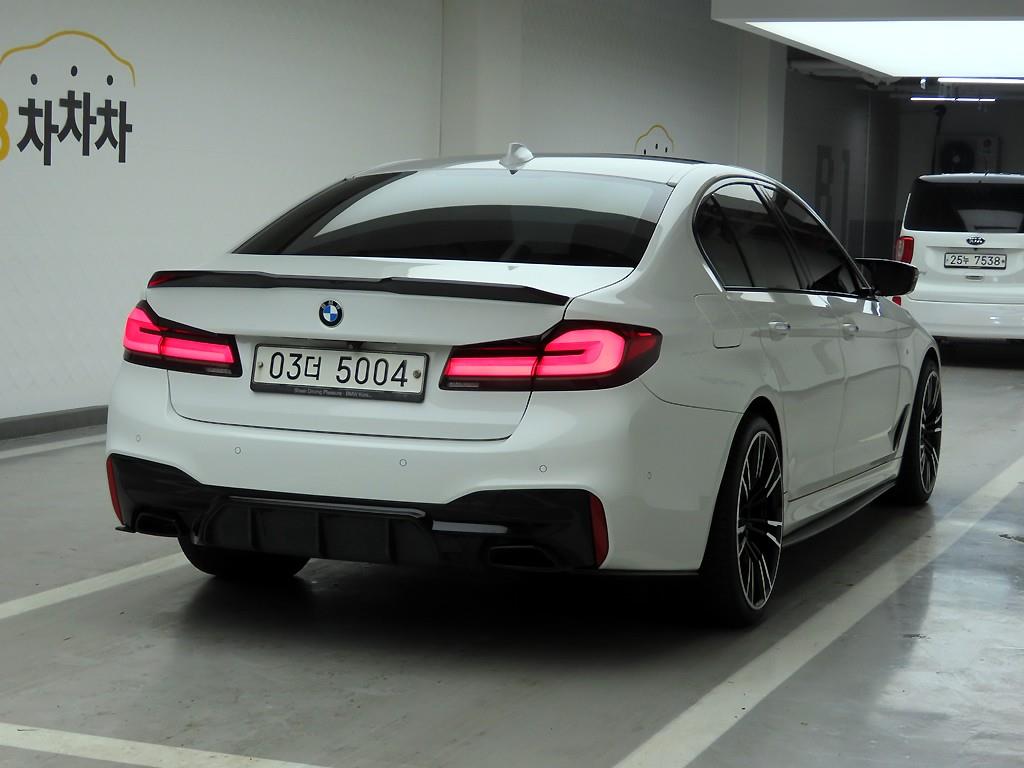 BMW 5 Series - Vista 4