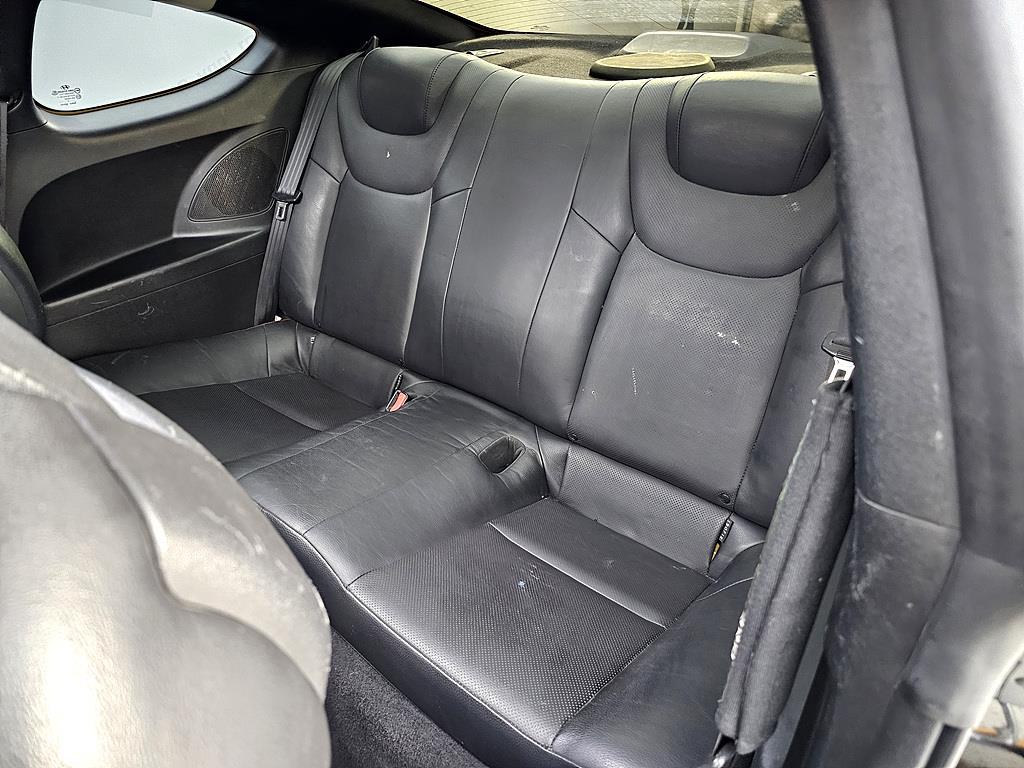 HYUNDAI Genesis - Vista 9