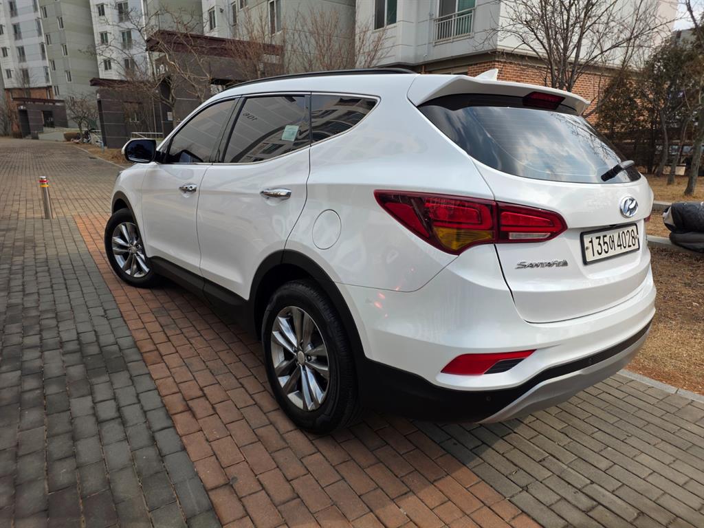 HYUNDAI Santa Fe - Vista 4